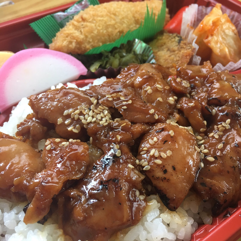 炭火焼鳥弁当(おべんとう工房 馳)