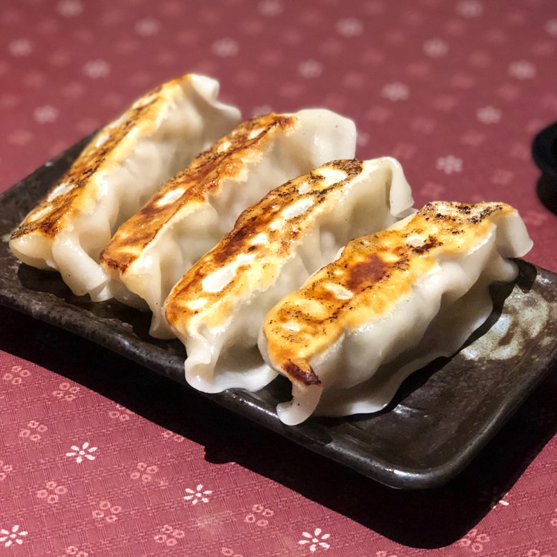 手仕込み大餃子（4ヶ）(三ッ矢堂製麺長野東和田店)