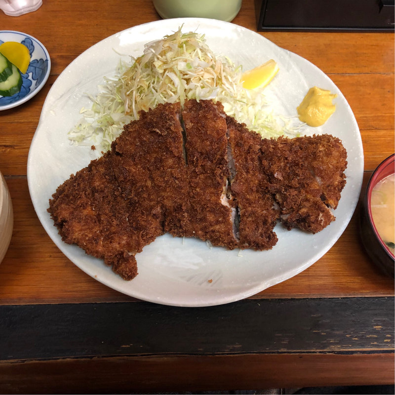 熟成ロースカツ定食(とんかつ 大淀亭 )