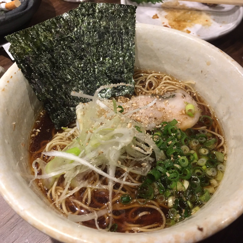 焼き鳥屋さんの、締めラーメン(立葵)