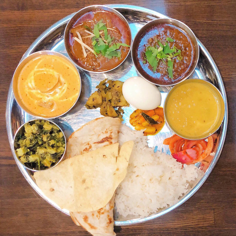 カリー3種 Bセット （ゆでたまご、ポリヤル追加）(Spicy cafe RAJA)