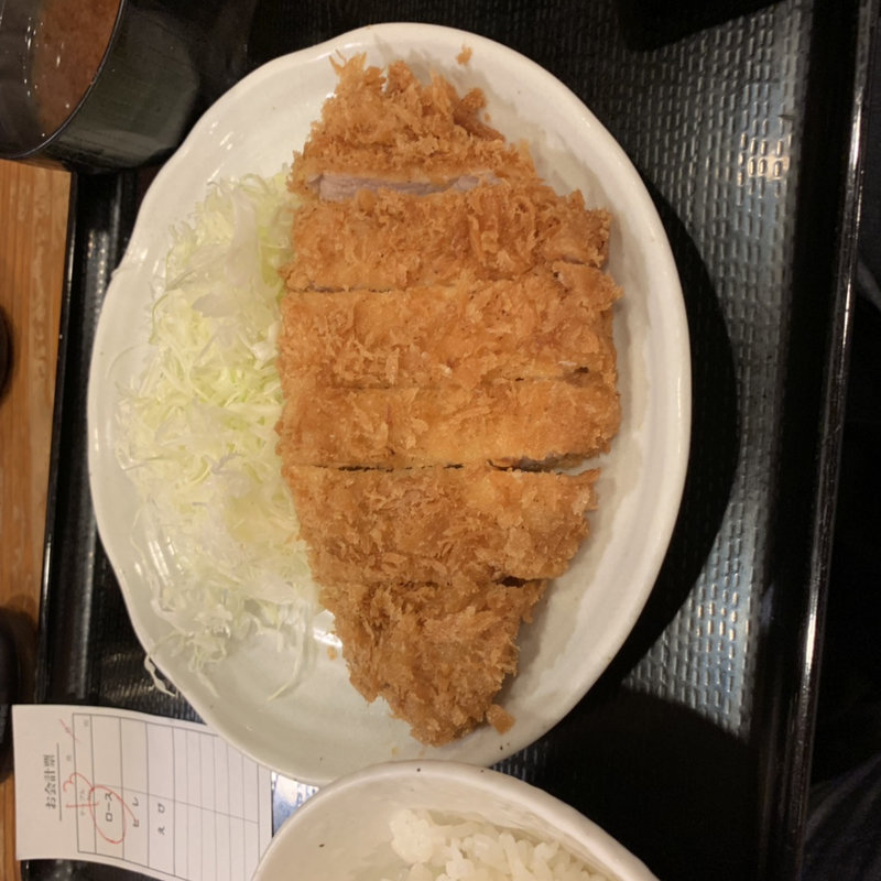 ロースカツ定食(とんかつ まるや 新橋烏森口店)