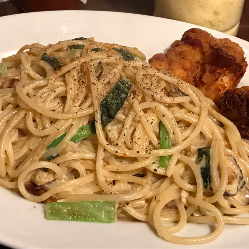 焼きカルボ  トッピングから揚げ(ローマ軒/えびすビアバル)