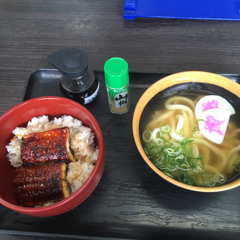 ミニうな丼 ミニうどん(資さんうどん 諸岡店)
