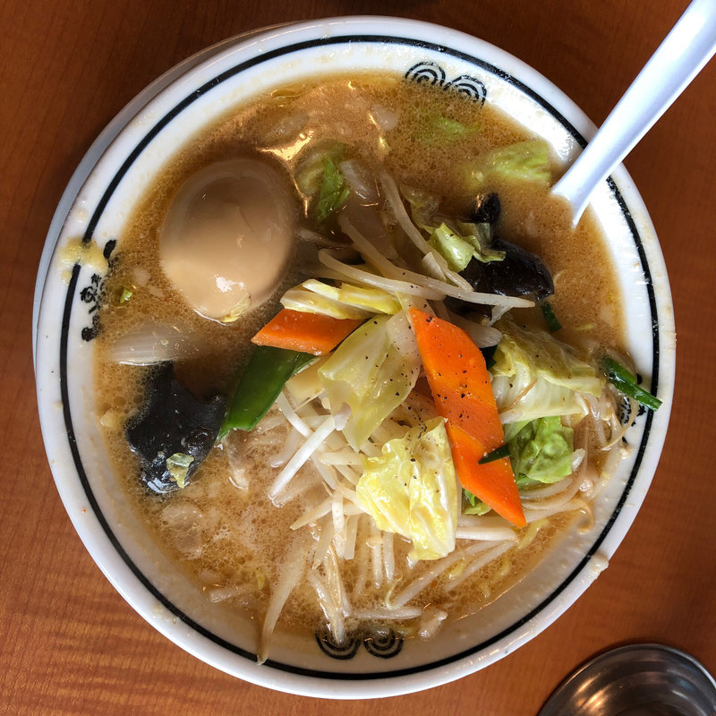 味噌野菜らーめん(東京とんこつ とんとら 新座店)