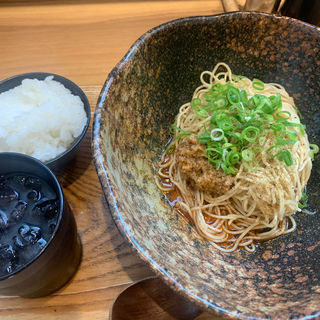 東京駅周辺で食べられる担々麺人気30選 Sarah サラ