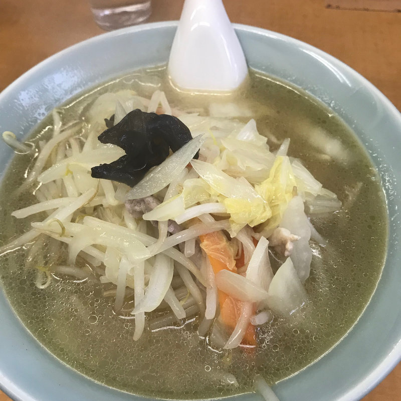 ワンタン麺(宝家 )