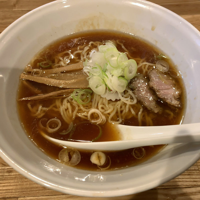 中華麺（普通）にネギ追加(三鷹大勝軒)