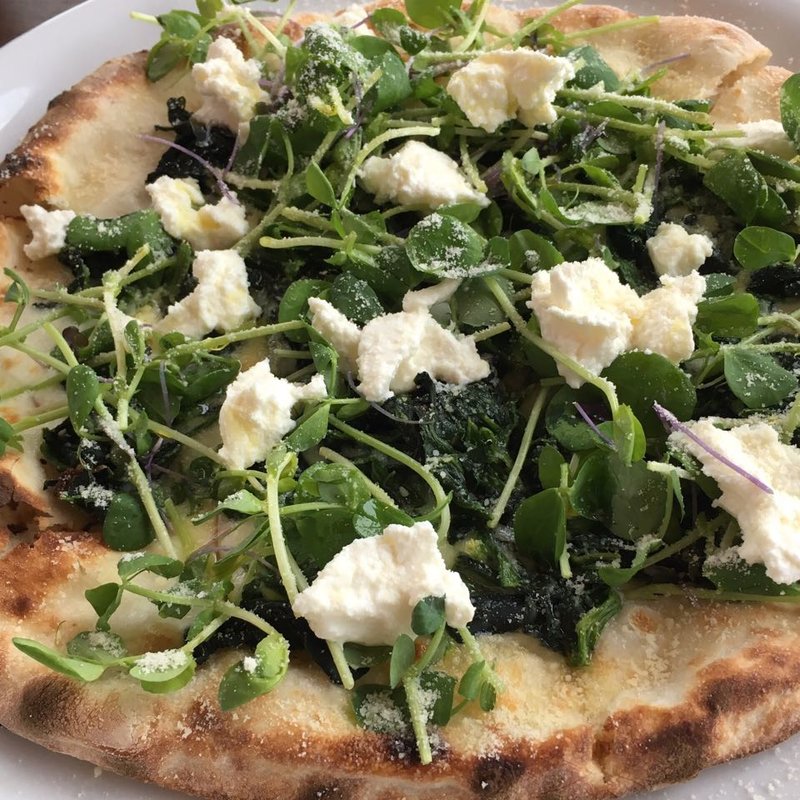 リコッタチーズと野菜のピッツァ(Dining Bloom(旧店名 ジャルダン・デ・テ))