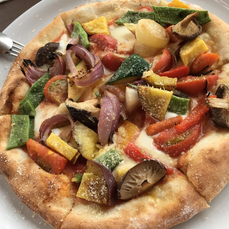 焼き野菜のピッツァ(Dining Bloom(旧店名 ジャルダン・デ・テ))