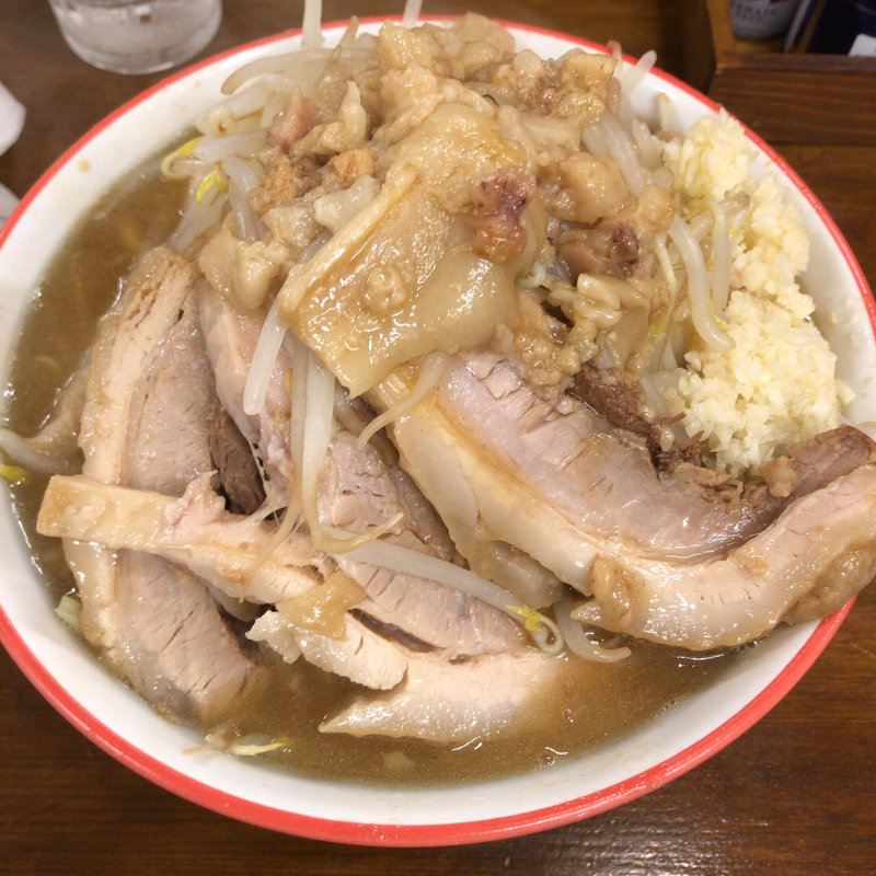 特製ラーメン(麺屋べべ)