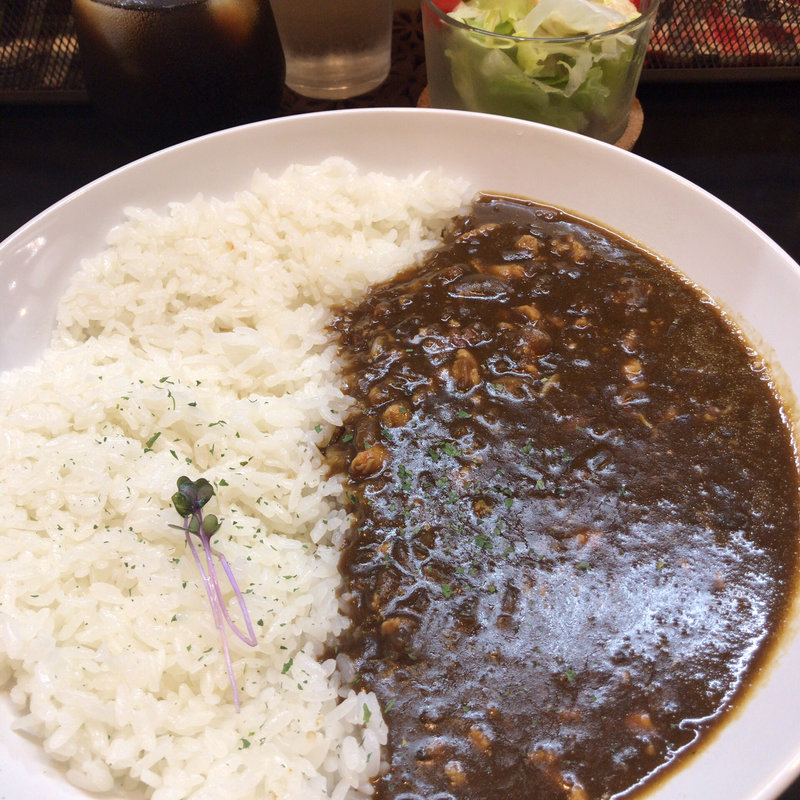 スパイシーチキンキーマカレー(欧風curryクルックー)
