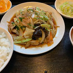 豚肉と野菜炒め定食(中華 鶴軒)