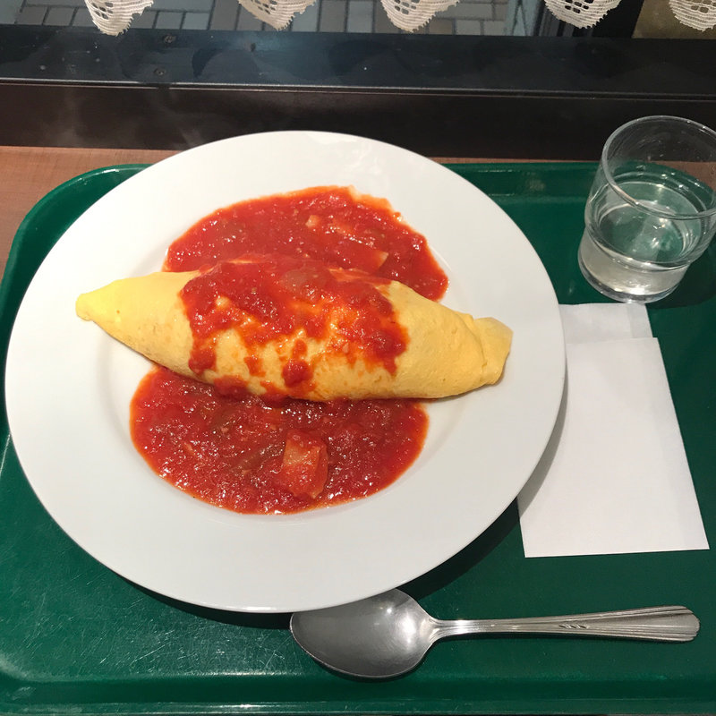 ①ベーコンとオニオンのトマトソース(66cafe 六本木六丁目食堂 飯田橋店)