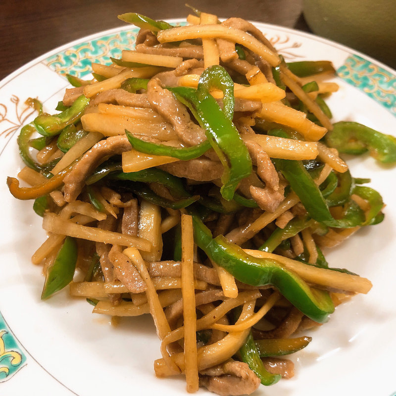 青椒肉絲(中国料理ロンロン )