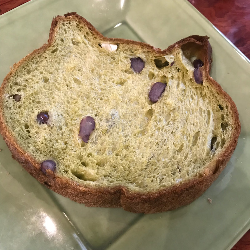 いろねこ 食パン(大阪新阪急ホテル)