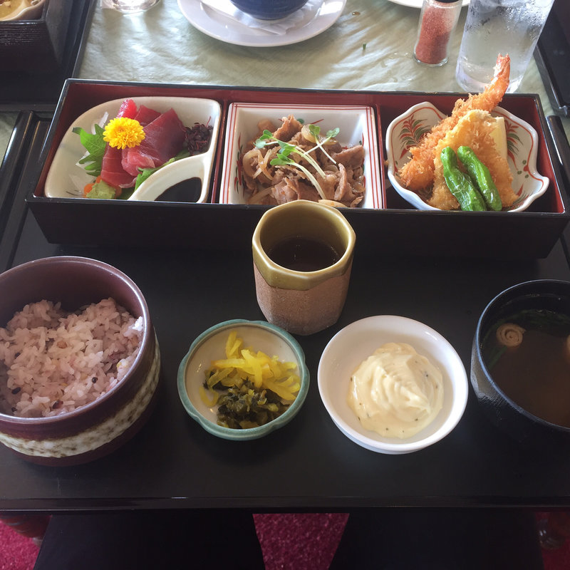 (花屋敷ゴルフ倶楽部ひろのコース レストラン)