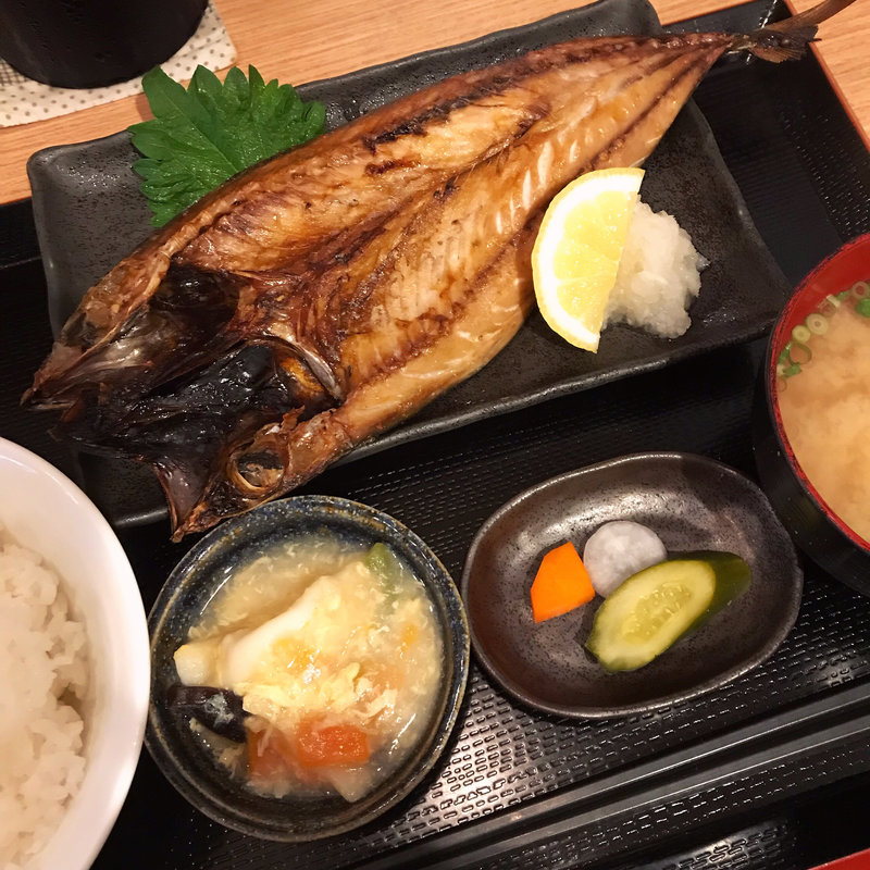 日替わり焼魚定食(居酒屋 七ツ半)