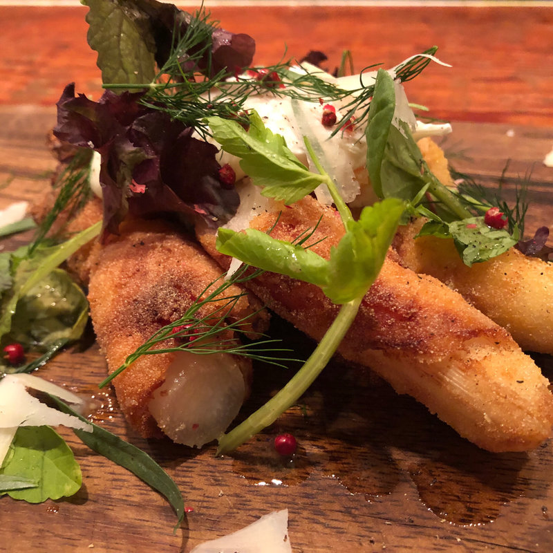 ホワイトアスパラのベーコン巻き(ata)