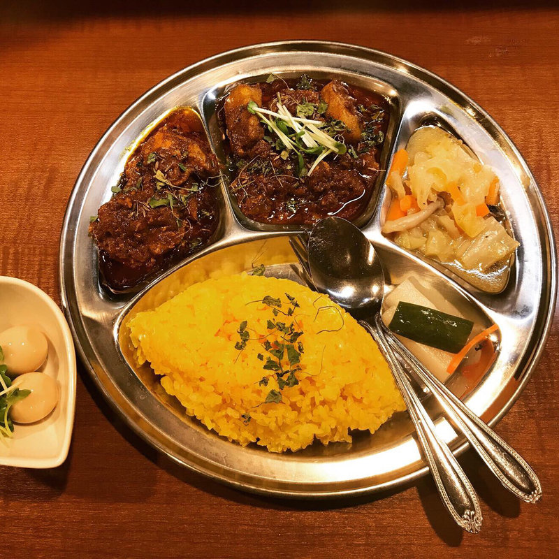 あいがけプレート(トライバルカリー （TRIBAL CURRY）)