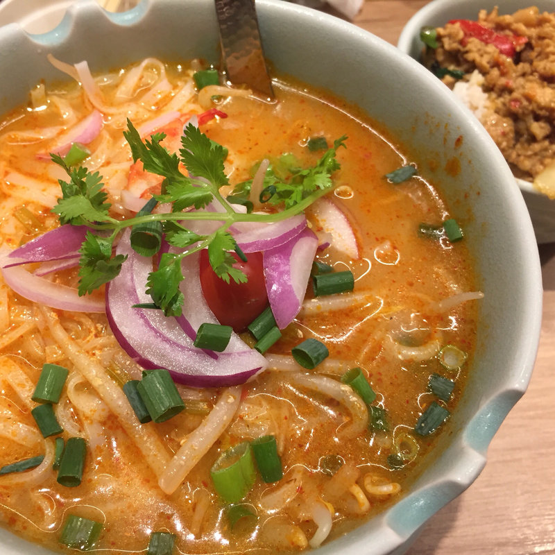 トムヤムクンラーメン(クルン・サイアム 中目黒店)