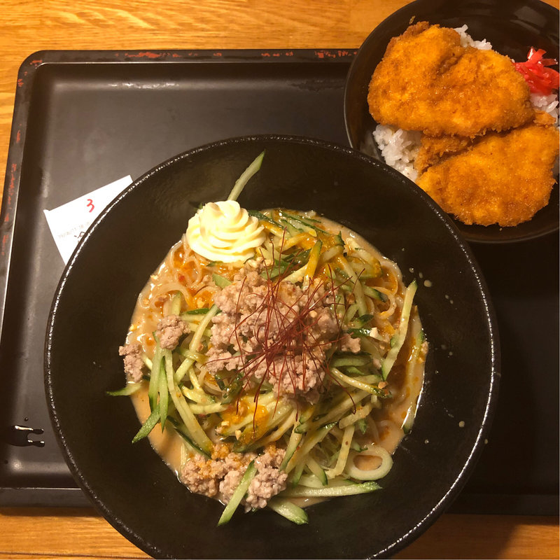 冷やし担々麺 ミニ鶏カツ丼 らーめん ぬーぼう 三代目店 の口コミ一覧 おいしい一皿が集まるグルメコミュニティサービス Sarah