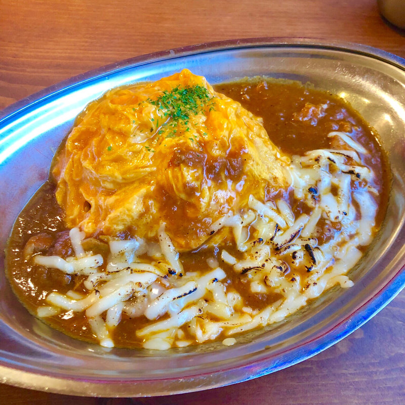 オムカレー(ハヤシ屋中野荘)