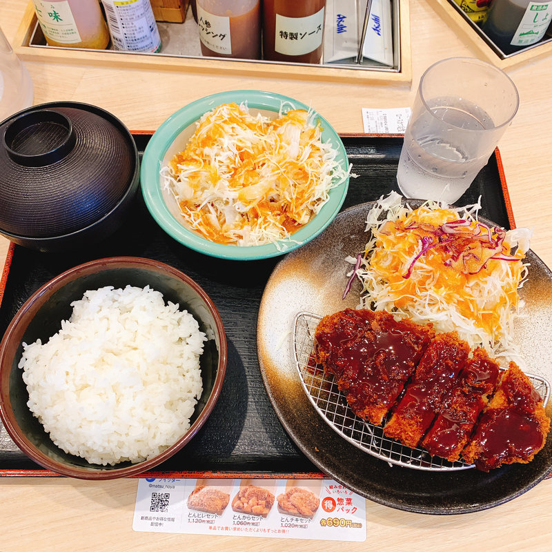 ロースかつ定食(松乃家 堂島店 )