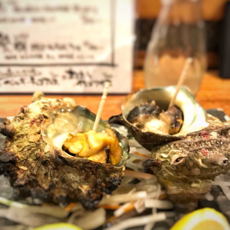 サザエの壺焼き(山彩海鮮 Toc-Tocとくとく 港本店)