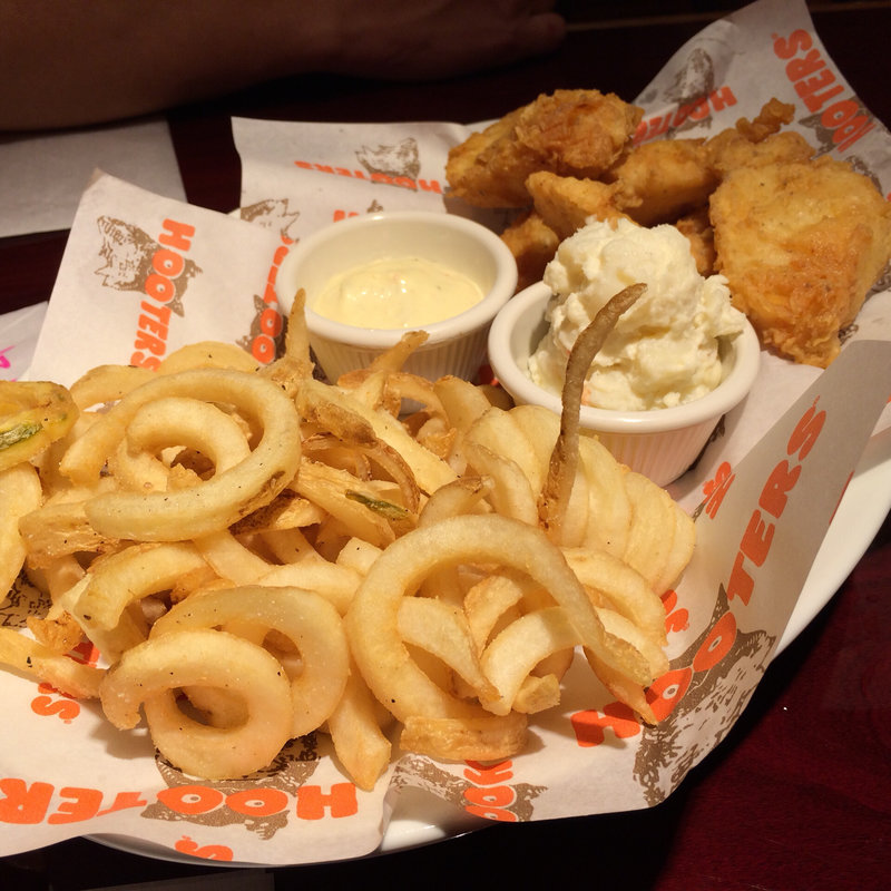 (フーターズ 大阪店(HOOTERS OSAKA))