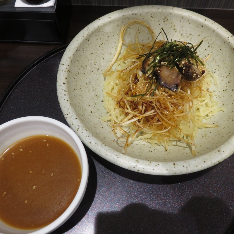 ネギ肉ざるら～めん　味噌ダレ(手打らーめん満月)