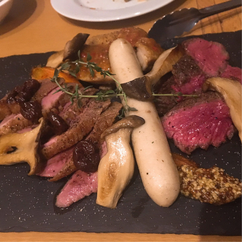 豪華肉づくしプレート(HIBINO)