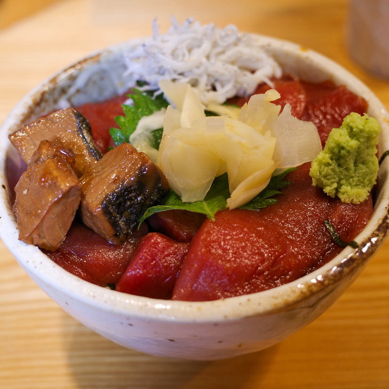 まぐろのづけ丼(築地 海鮮 はしば)