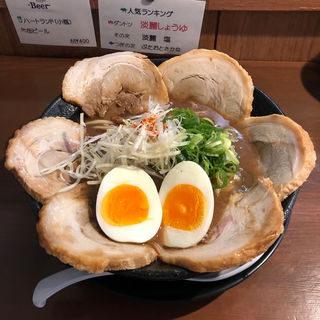 濃香魚介とんこつ(ドン．チードル )