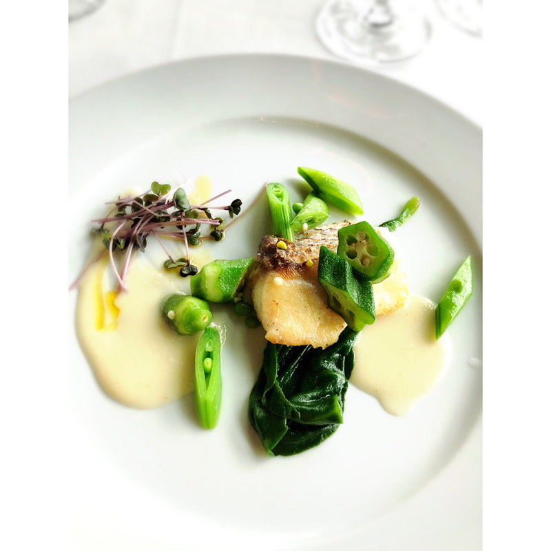 真鯛のソテー ライムのソースと(Fish Bank TOKYO)