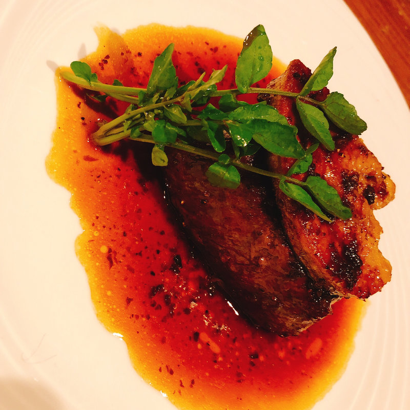 A5和牛とフォアグラのロッシーニ風(スペインバル マタドール )