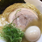味玉鶏白湯ラーメン