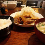 しょうが焼き定食(メシ酒場 鈴木ちゃん)