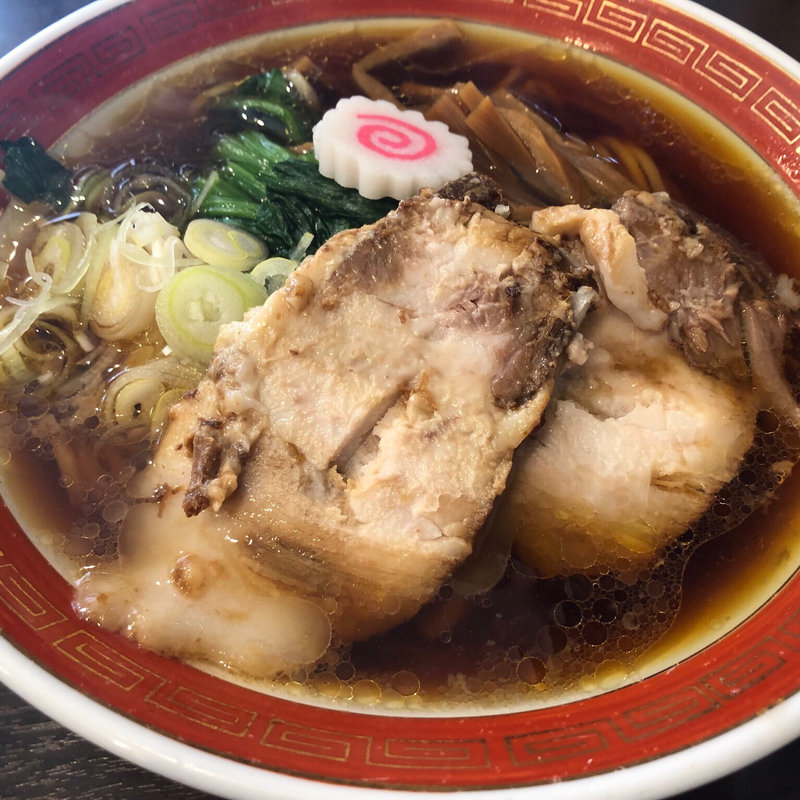 醤油らーめん(拉麺アイオイ)