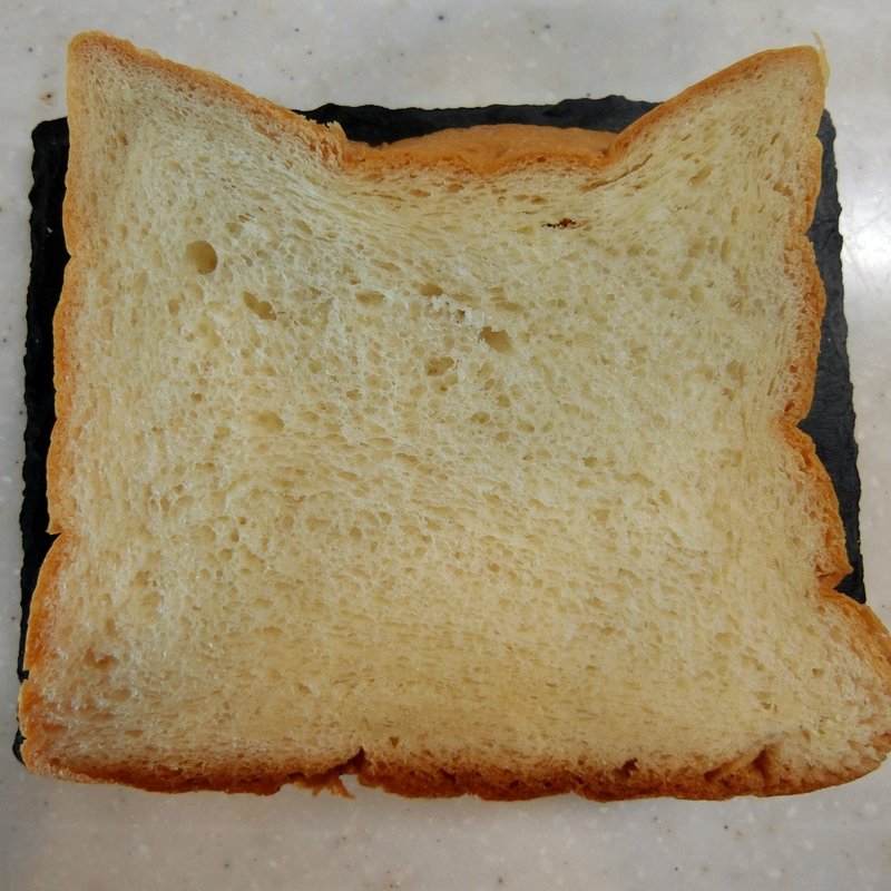 shiro食パン(高級食パン専門店　あずき)