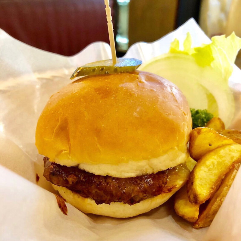 ハンバーガーセット(ボンネット)