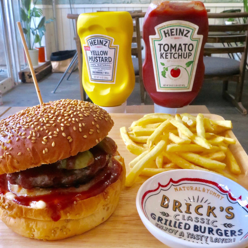 ストレートバーガーセット(The bricks cafe)
