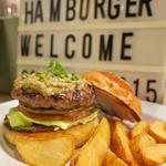 実山椒とグリーンオリーブのタプナードのハンバーガー(HELLO NEW DAY Hamburger)