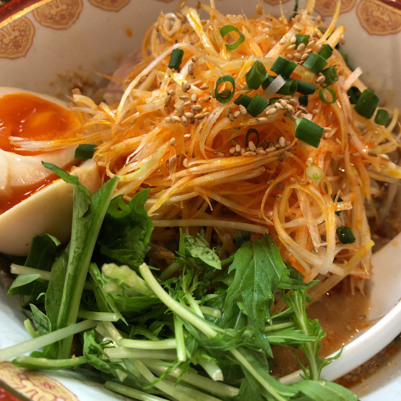 冷やし坦々麺(俺流塩らーめん 神楽坂店)