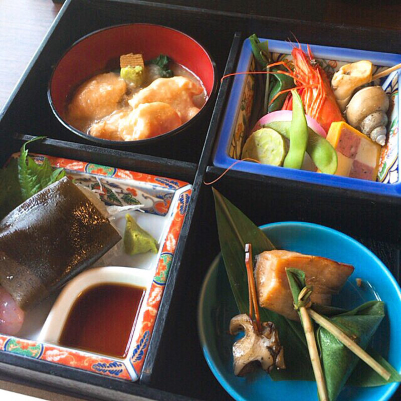 瓢（ひさご）弁当(兼六園 三芳庵 （けんろくえん みよしあん）)