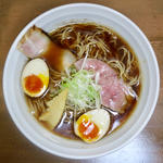 御殿場ブラック中華そば 味玉乗せ(麺匠 なか巌)