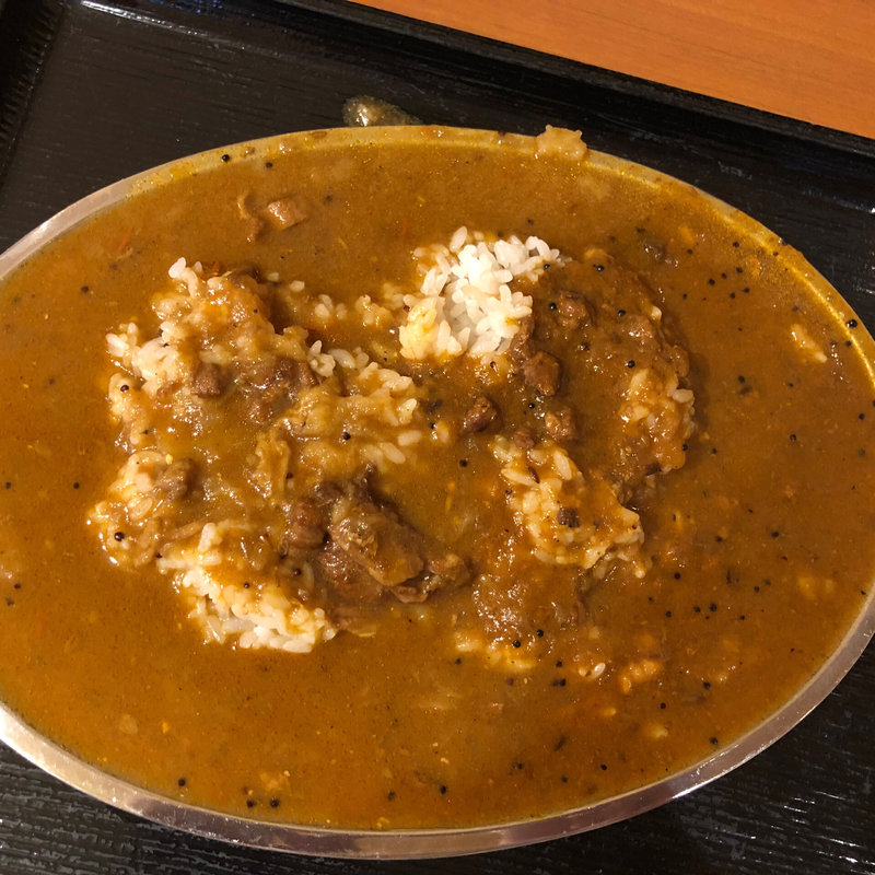 (カレー食堂マッハ)