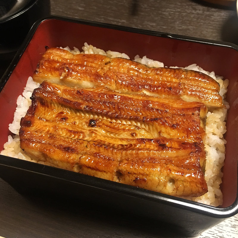 限定10食大串二枚つき鰻重(日本橋いづもや本店 別館)