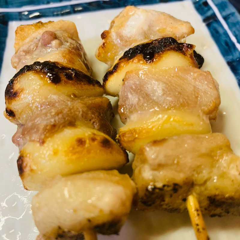 ニンニク間(もつ焼 まんまる)