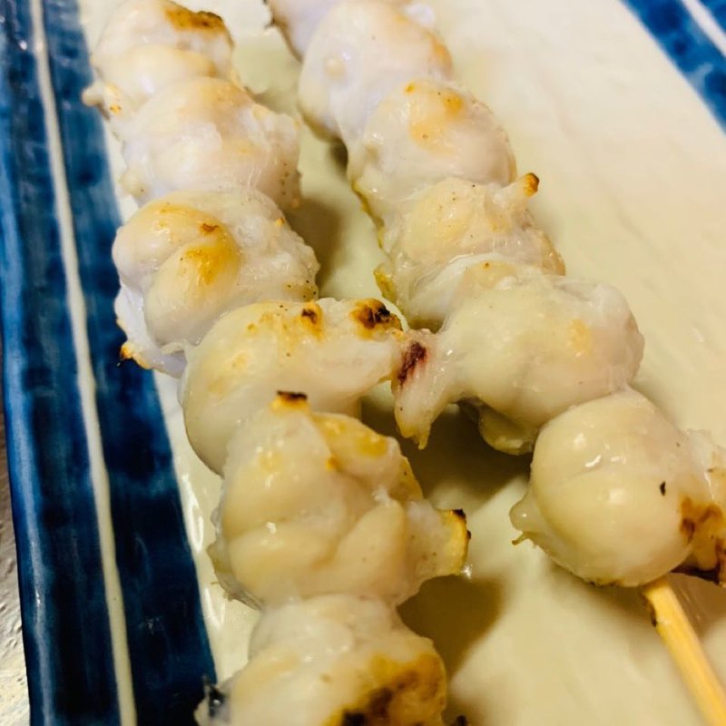 いかとんび(もつ焼 まんまる)